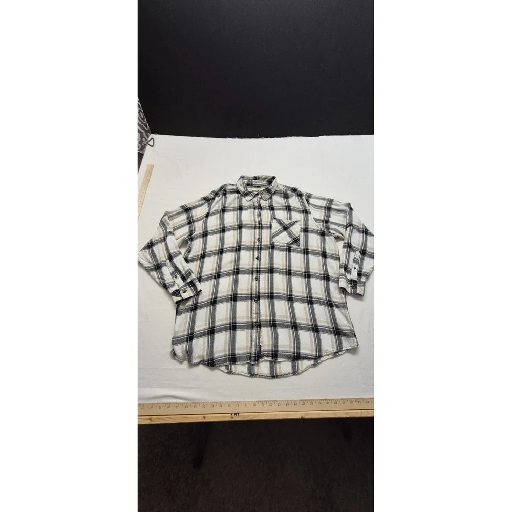 Magellan Willow Creek women's tan/black plaid flannel boyfriend fit shirt‎ 2XL